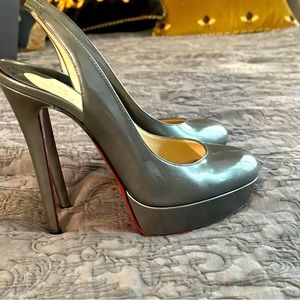 Christian Louboutin Bianca  Gray Patent Leather Stiletto  EU 38.5. US S 8